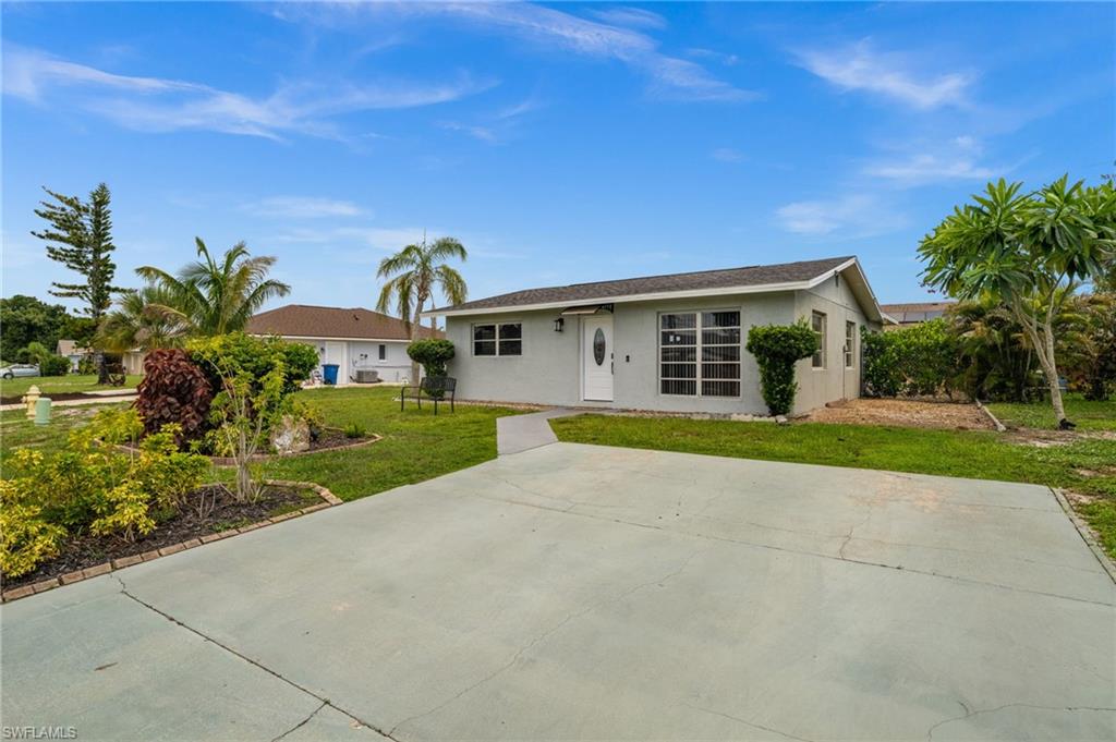 7262 Buchanan Rd, Fort Myers, FL 33967 photo