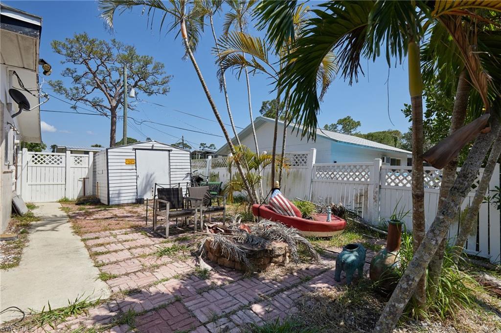 27620 Riverdale Ln, Bonita Springs, FL 34134 photo