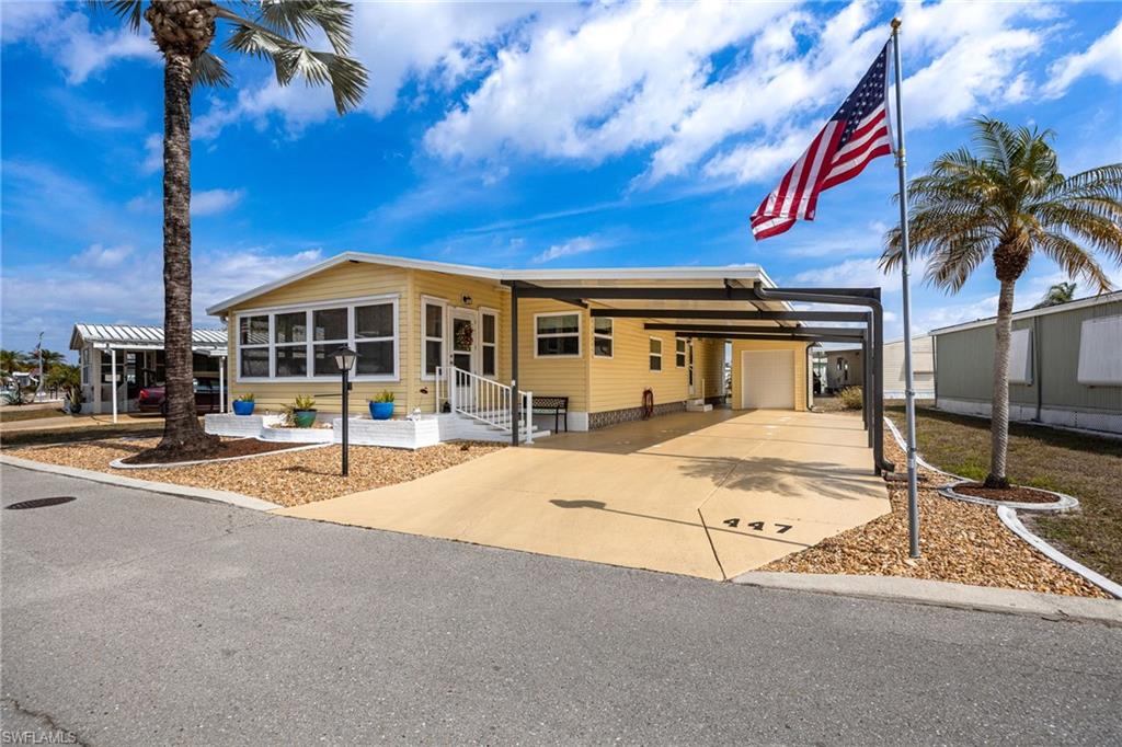 447 Snead Dr, North Fort Myers, FL 33903