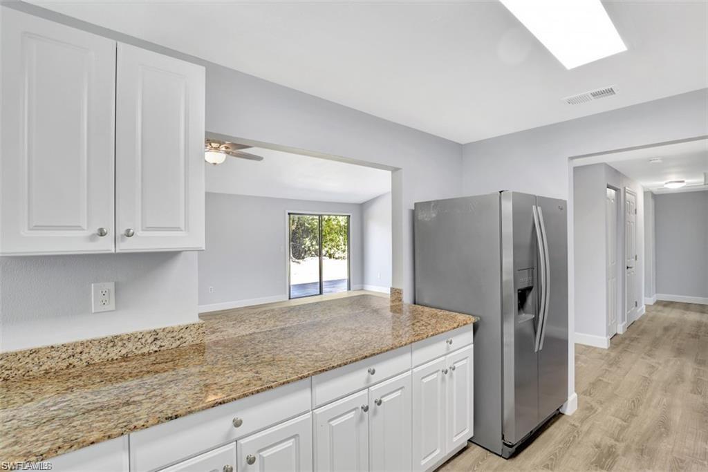 533 Landmark Dr, Naples, FL 34112 photo
