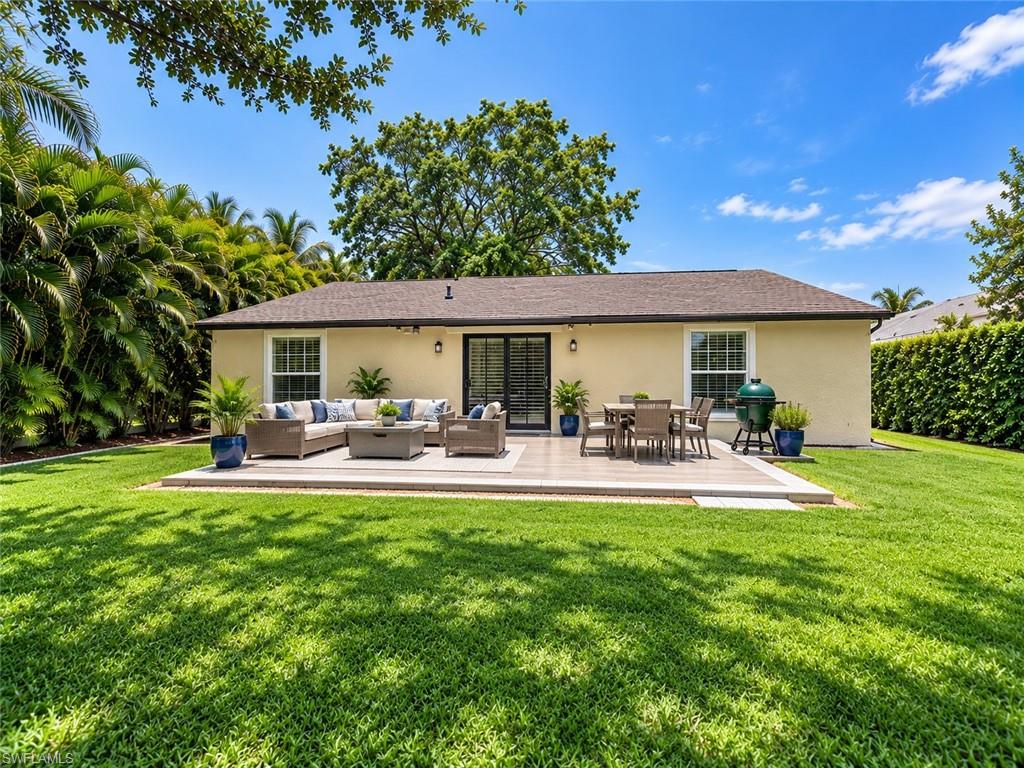 533 Landmark Dr, Naples, FL 34112 photo