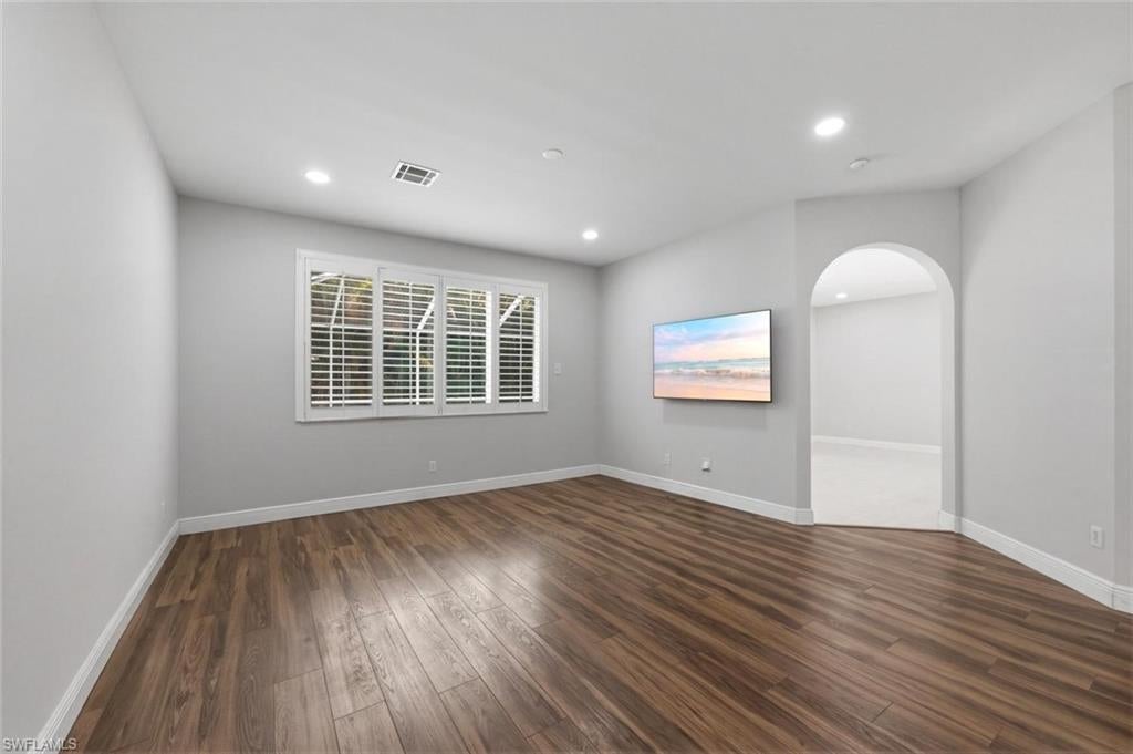 11528 Woodmount Ln, Estero, FL 33928 photo
