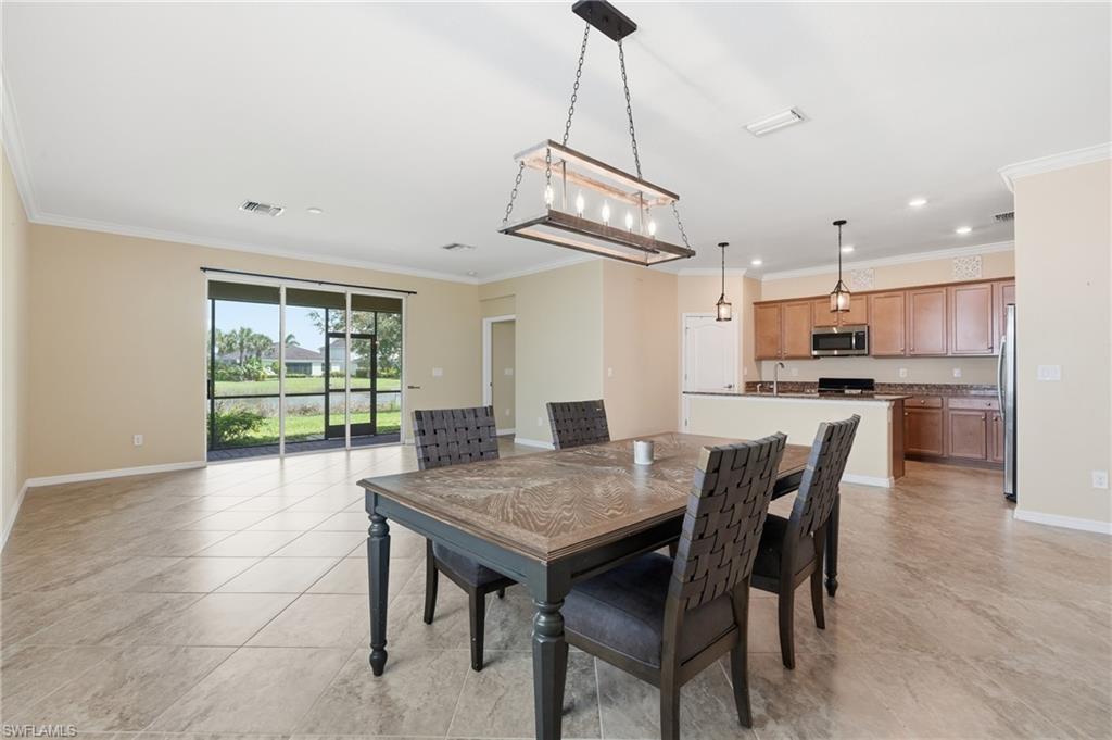 2007 Parson St, Naples, FL 34120 photo