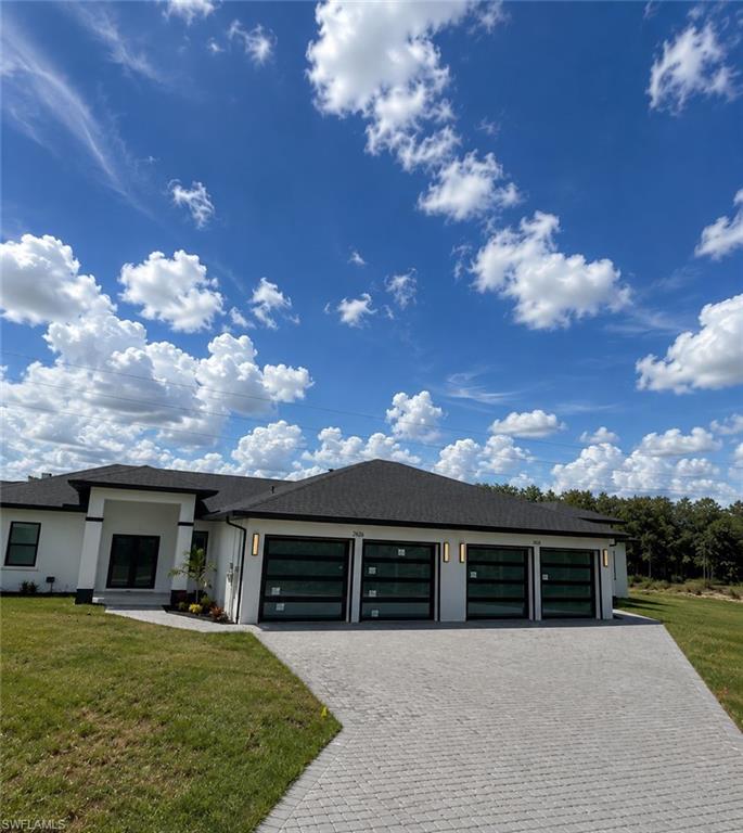 2924 Wallace Ave, Lehigh Acres, FL 33973