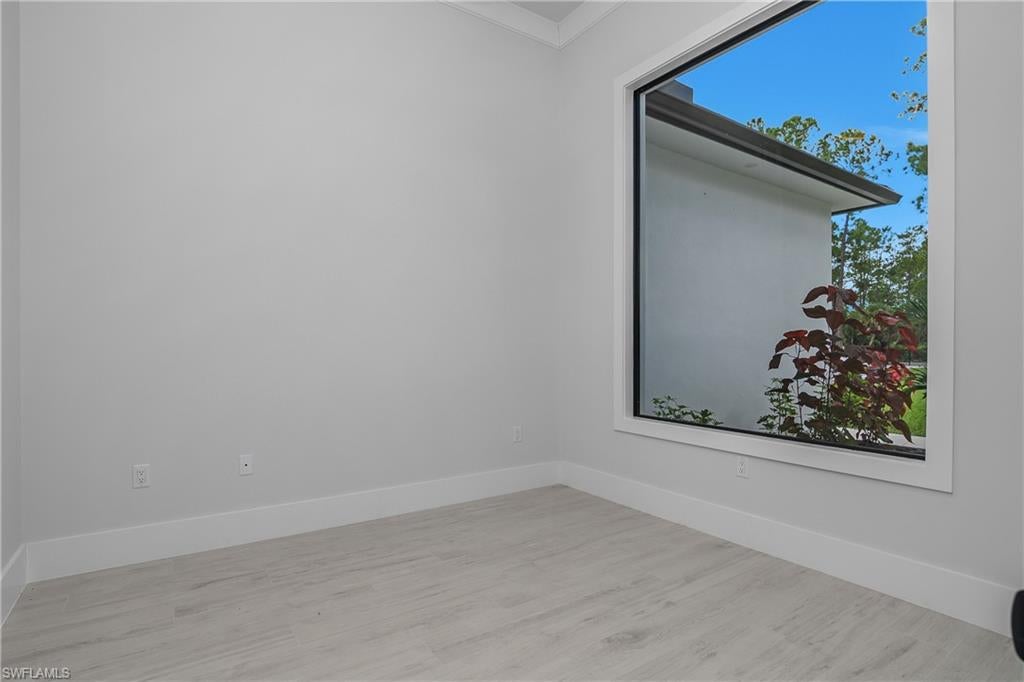 826 20 St, Naples, FL 34117 photo