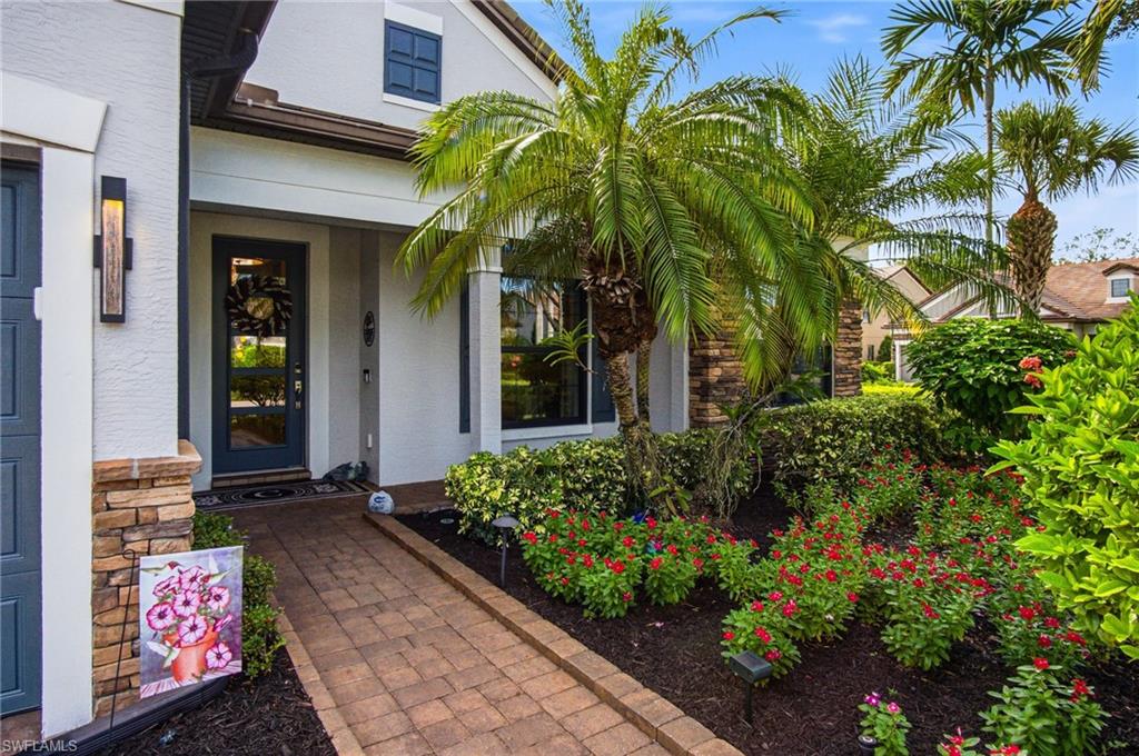 16284 Camden Lake Cir, Naples, FL 34110 photo