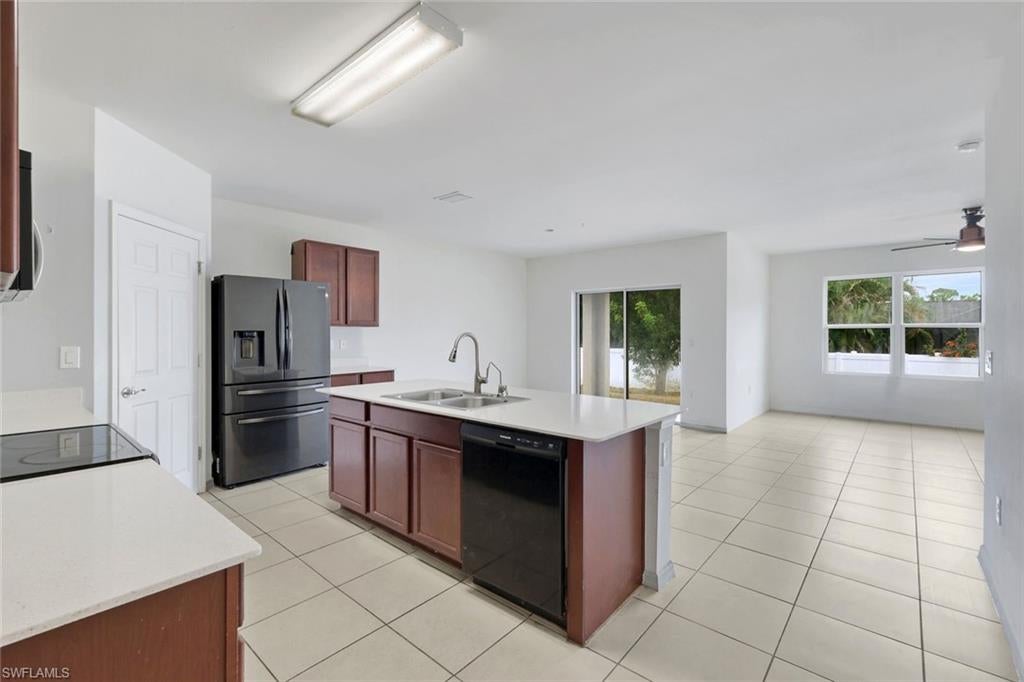8117 Sandpiper Rd, Fort Myers, FL 33967 photo