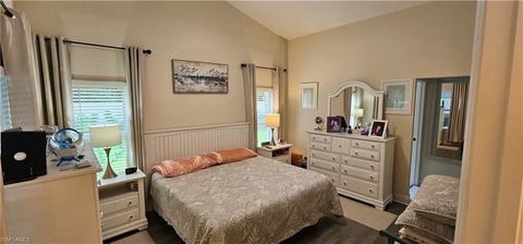 Single Family Residence in ALVA FL 2305 Summersweet DR 6.jpg