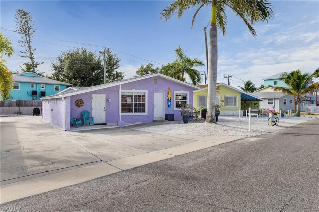216 Fairweather Ln, Fort Myers Beach, FL 33931