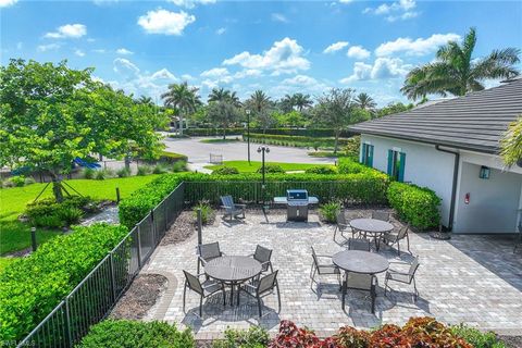 Single Family Residence in FORT MYERS FL 9114 Bexley DR 43.jpg
