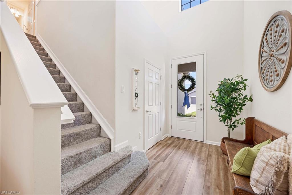 Single Family Residence in FORT MYERS FL 9114 Bexley DR 3.jpg