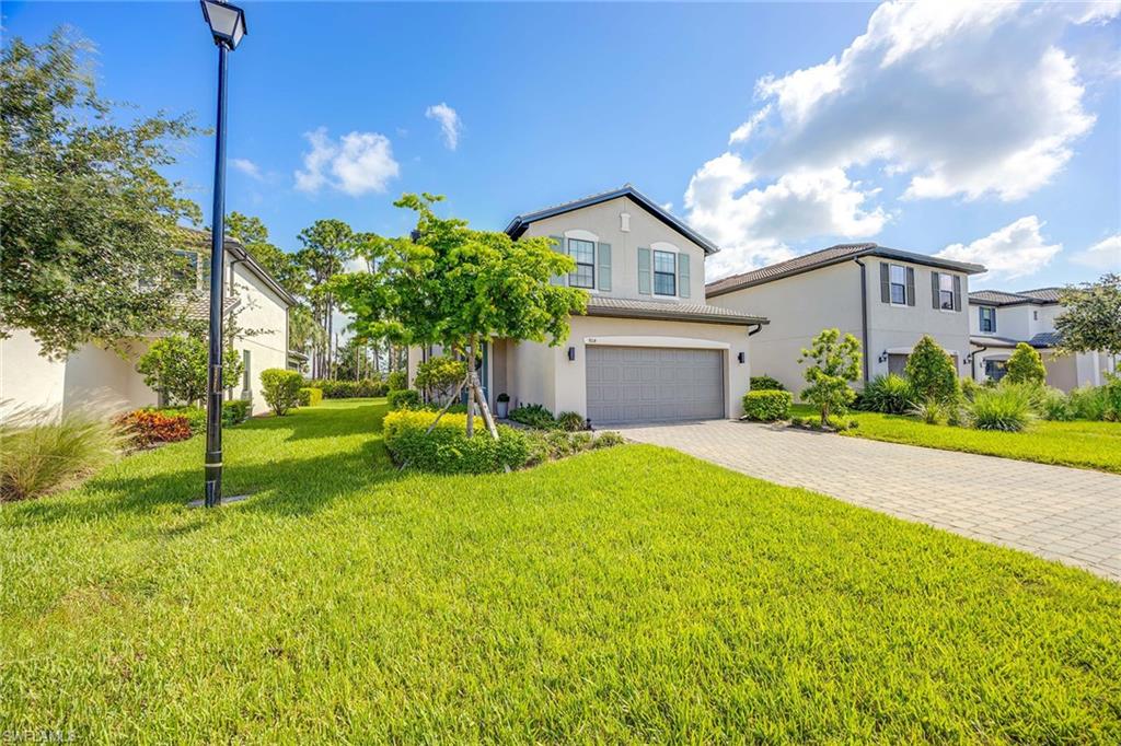 Single Family Residence in FORT MYERS FL 9114 Bexley DR 0.jpg