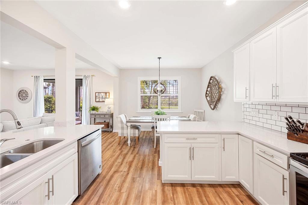 Single Family Residence in FORT MYERS FL 9114 Bexley DR 14.jpg