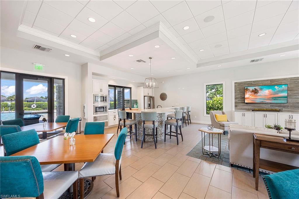 Single Family Residence in FORT MYERS FL 9114 Bexley DR 34.jpg