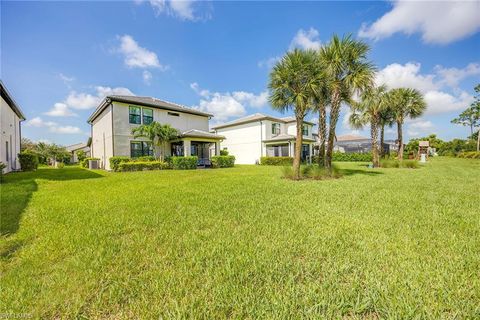 Single Family Residence in FORT MYERS FL 9114 Bexley DR 26.jpg