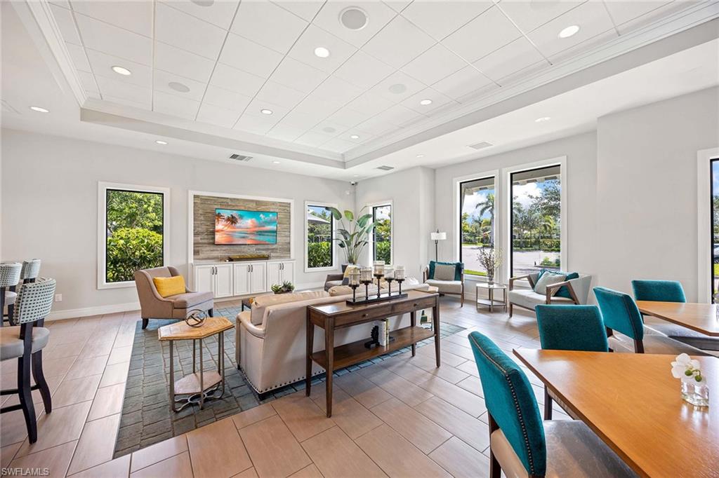Single Family Residence in FORT MYERS FL 9114 Bexley DR 33.jpg