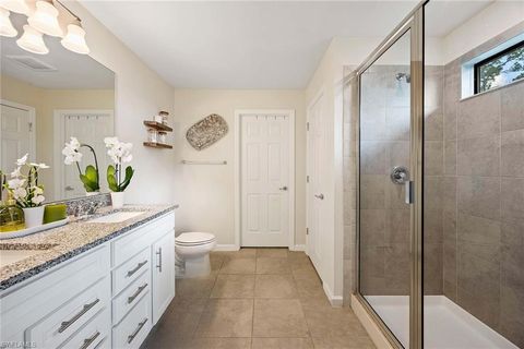 Single Family Residence in FORT MYERS FL 9114 Bexley DR 19.jpg