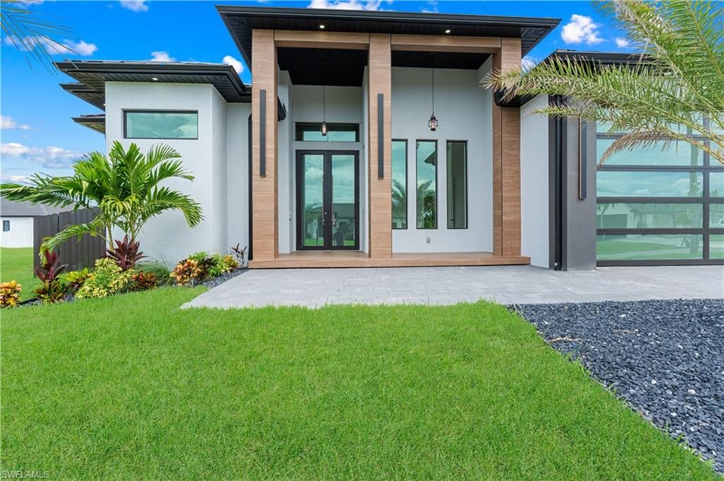 105 33 Pl, Cape Coral, FL 33991