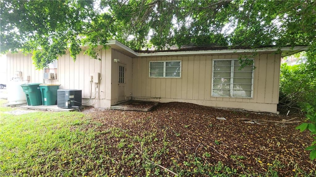 514 Antilles Ct, Marco Island, FL 34145 photo