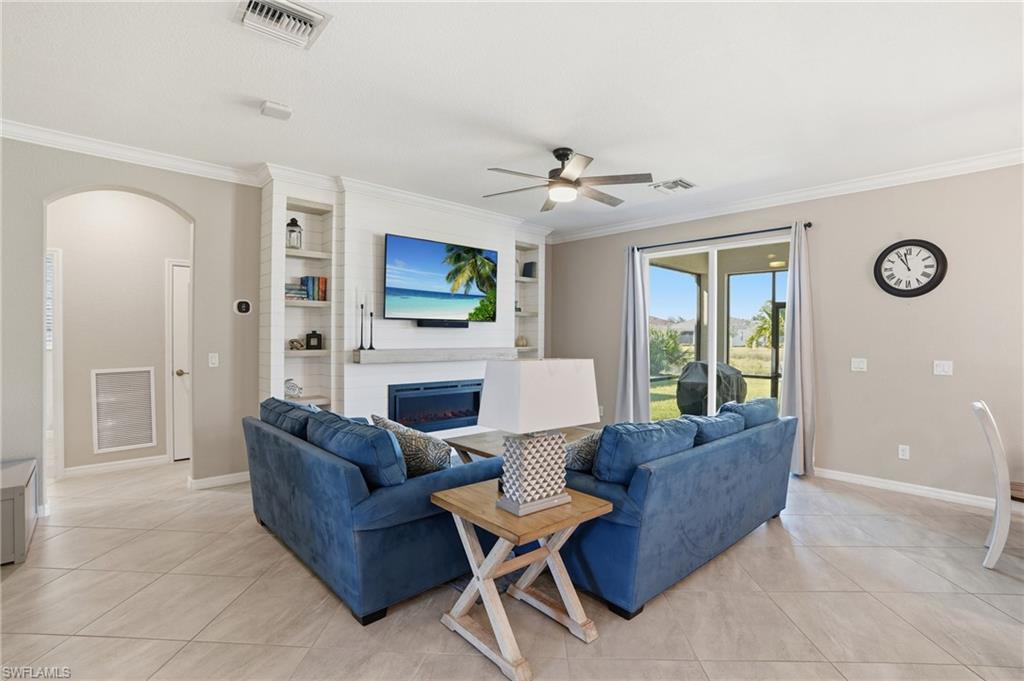 2169 Clementine St, Naples, FL 34120 photo