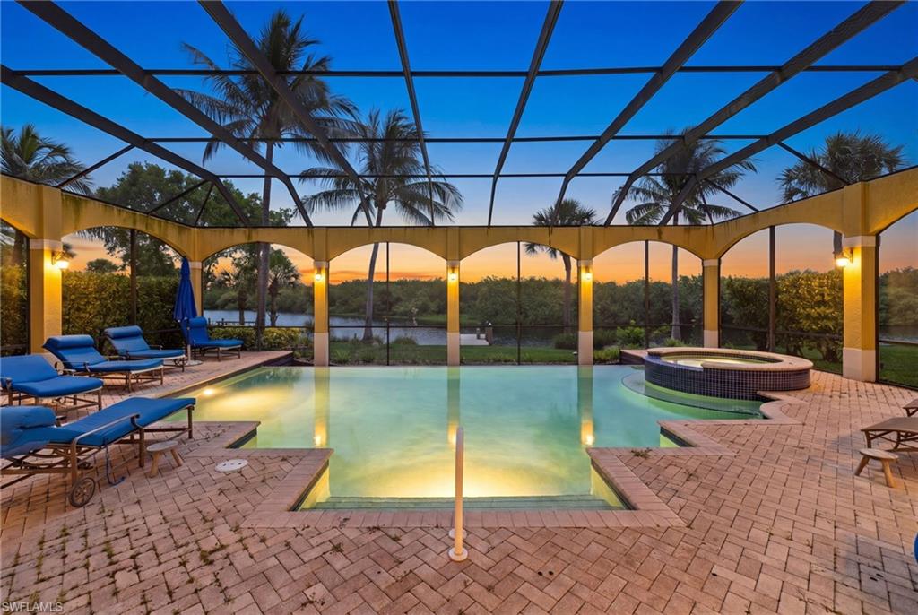 8572 Bellagio Dr, Naples, FL 34114 photo