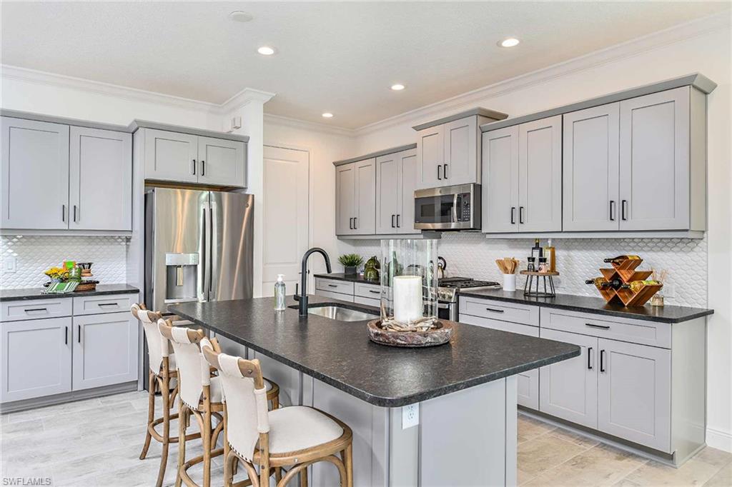 4239 Pegasus Way, Naples, FL 34120 photo