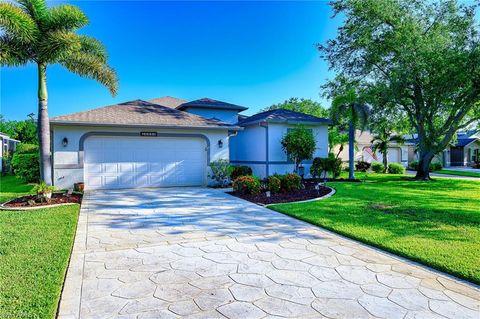 Single Family Residence in ESTERO FL 20950 Rivers Ford Frd.jpg