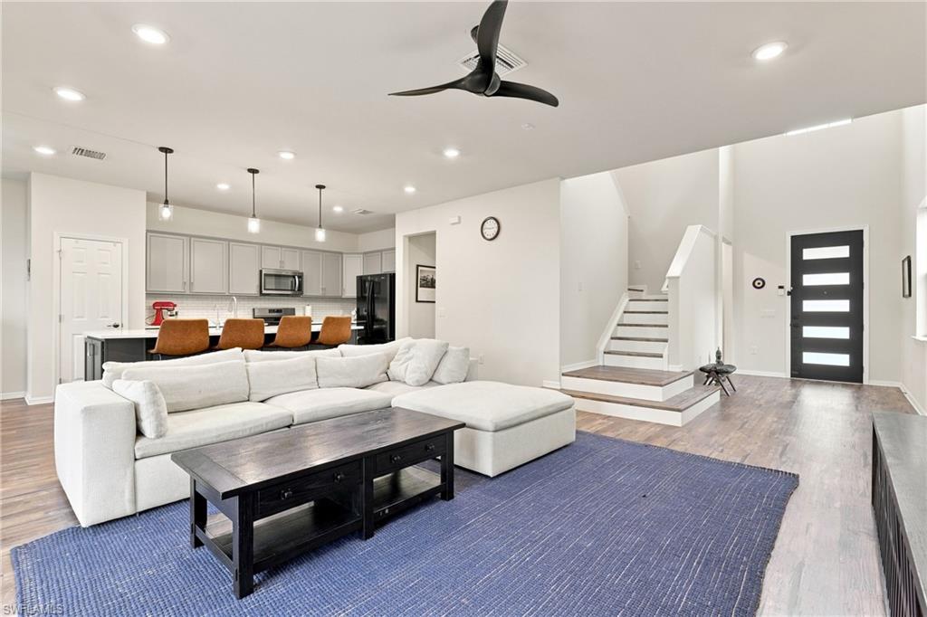 7186 Wilton Dr, Naples, FL 34109 photo