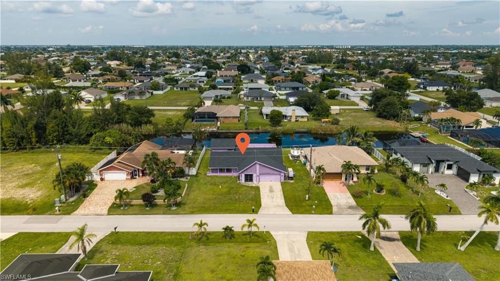 2704 2 Pl, Cape Coral, FL 33914
