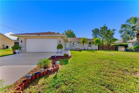 Single Family Residence in LEHIGH ACRES FL 604 Louis AVE.jpg