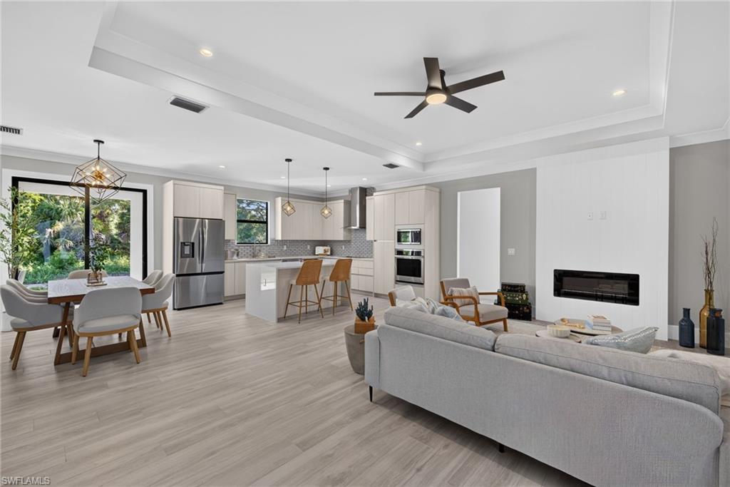 2141 Golden Gate Blvd, Naples, FL 34120 photo