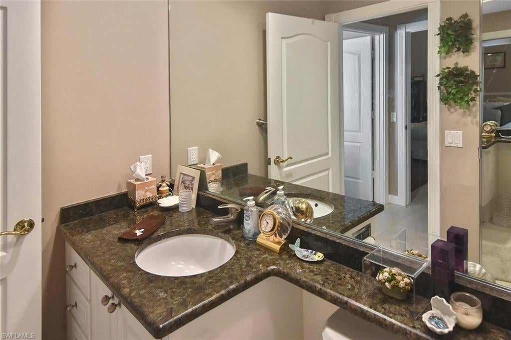 5601 Eleuthera Way, Naples, FL 34119 photo