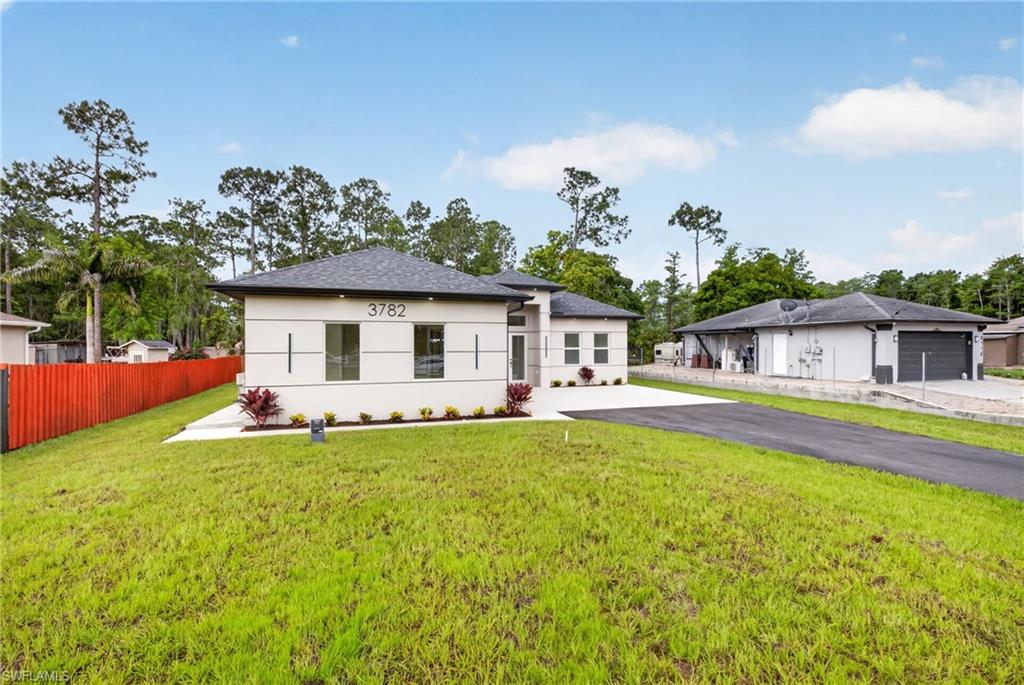 3782 47 Ave, Naples, FL 34120 photo