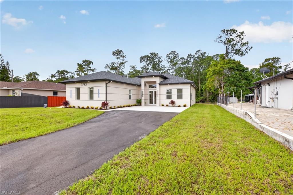 3782 47 Ave, Naples, FL 34120 photo