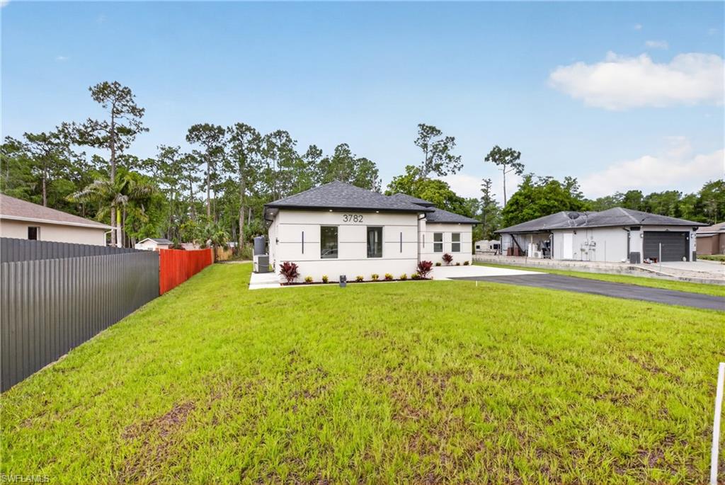 3782 47 Ave, Naples, FL 34120 photo
