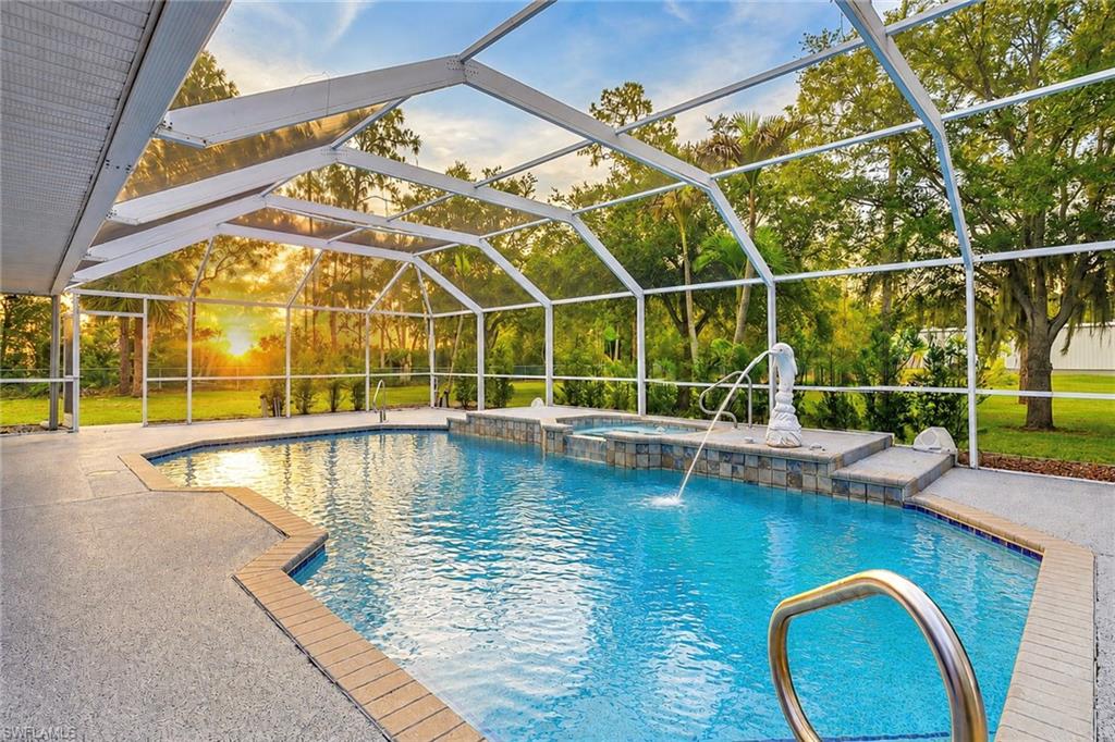 15261 Shamrock Dr, Fort Myers, FL 33912 photo