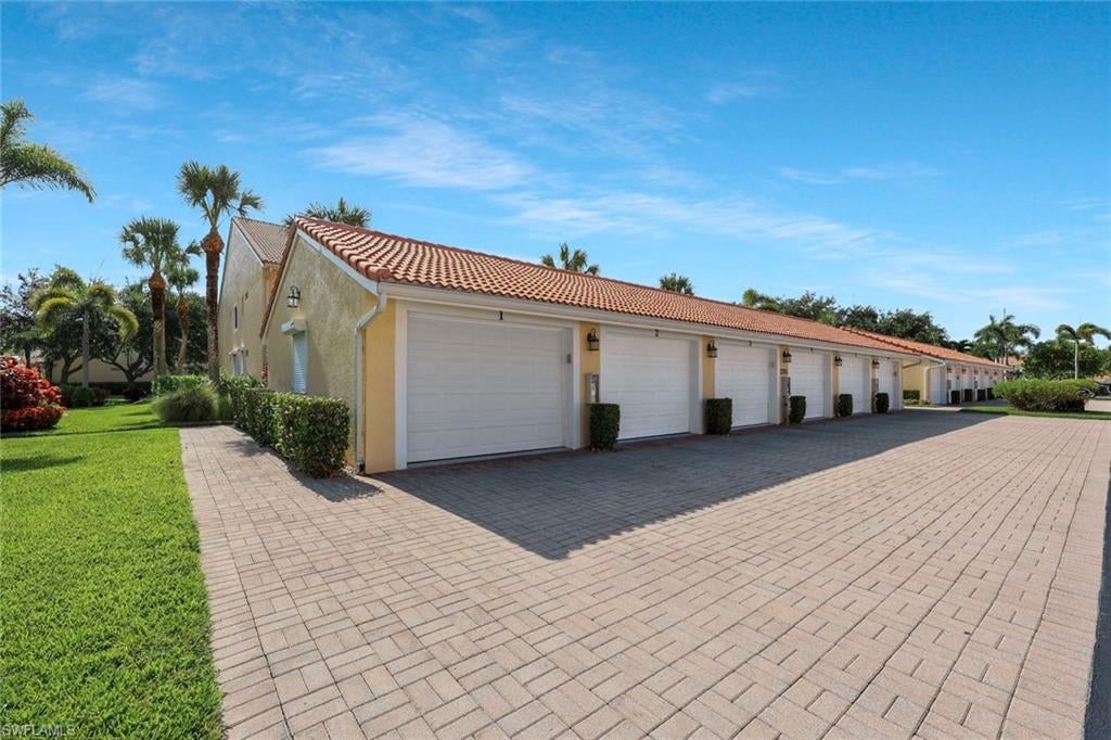 2395 Bayou Ln #7304, Naples, FL 34112 photo