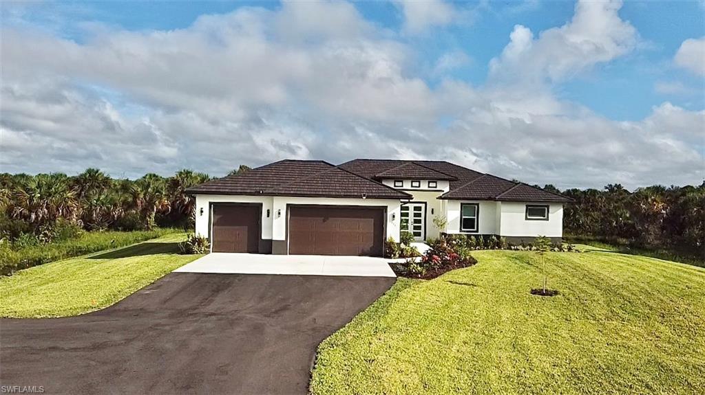 539 37 Ave, Naples, FL 34120 photo