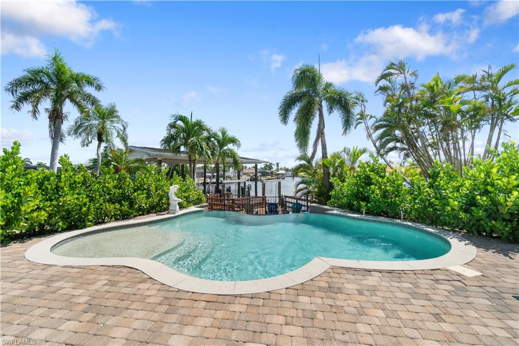5161 Williams Dr, Fort Myers Beach, FL 33931 photo