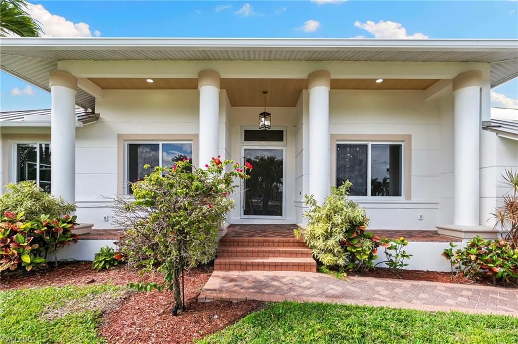 741 Holly Ct, Marco Island, FL 34145 photo