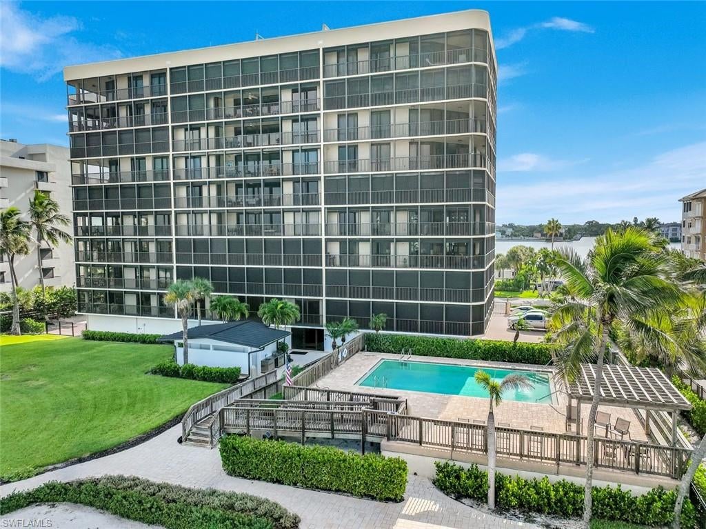 9653 Gulf Shore Dr #303, Naples, FL 34108 photo