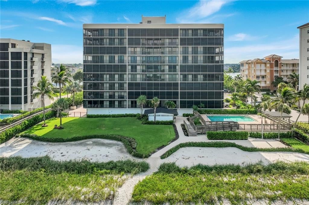 9653 Gulf Shore Dr #303, Naples, FL 34108 photo