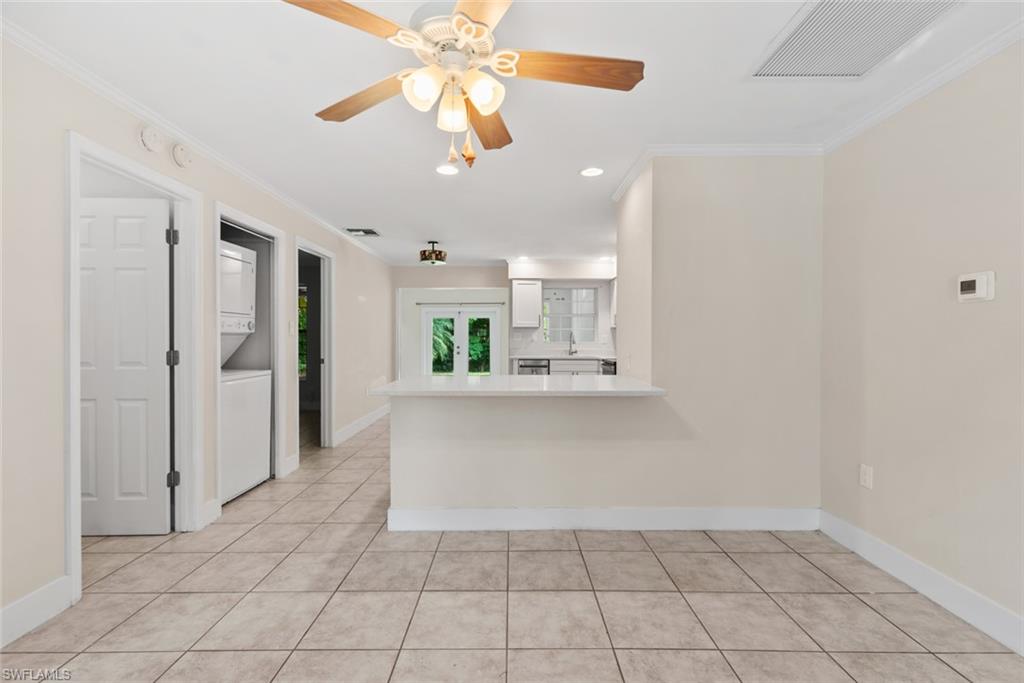 2437 Sunset Ave, Naples, FL 34112 photo