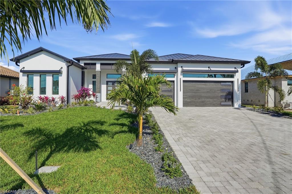 2819 40 St, Cape Coral, FL 33914