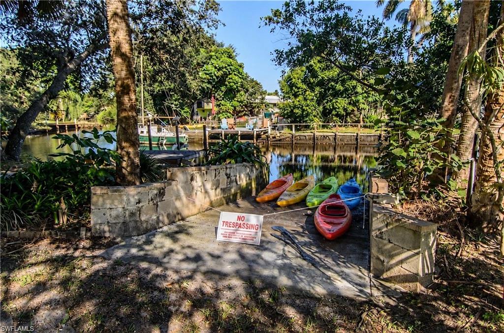 1229 Skyline Dr, Naples, FL 34114 photo