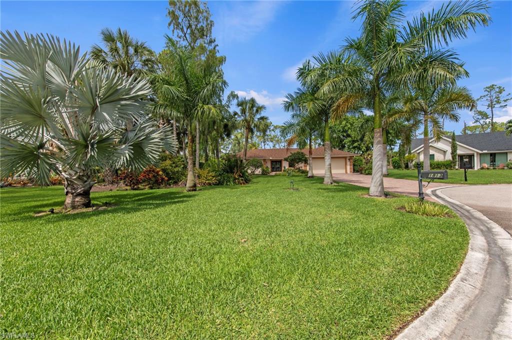 1813 Princess Ct, Naples, FL 34110 photo