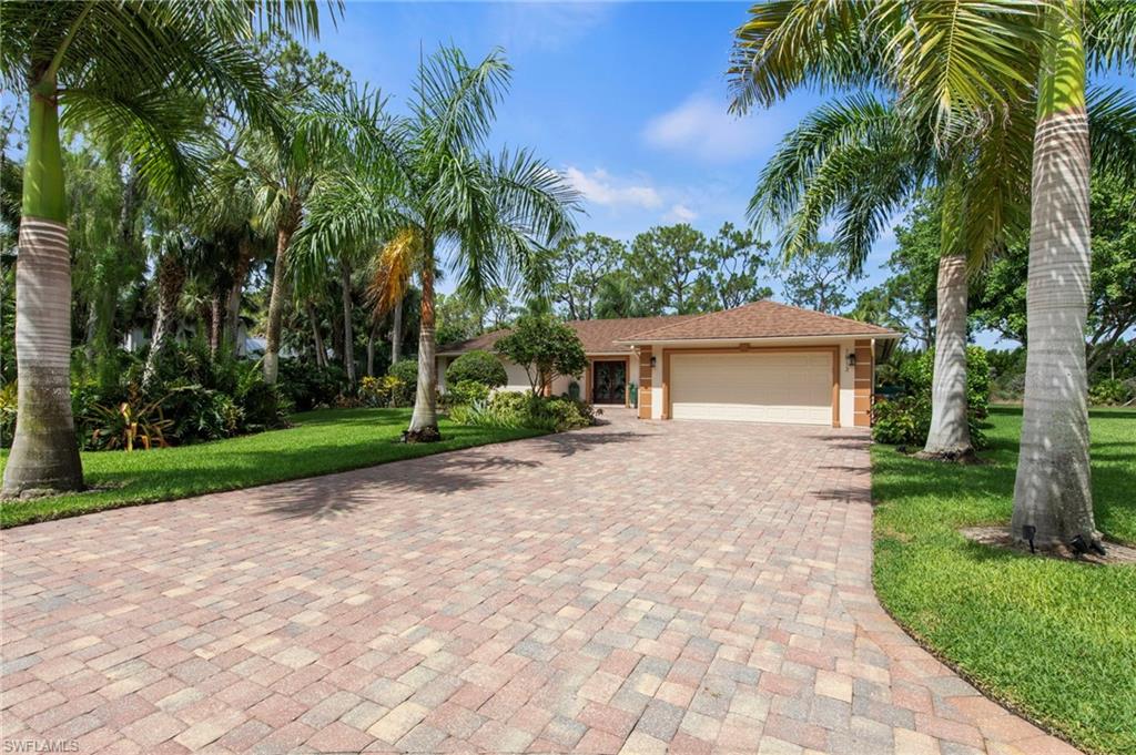1813 Princess Ct, Naples, FL 34110 photo