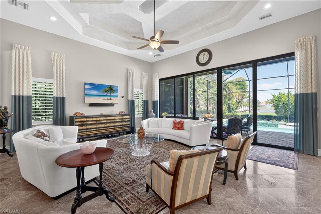 628 Venezia Grande Dr, Naples, FL 34119 photo