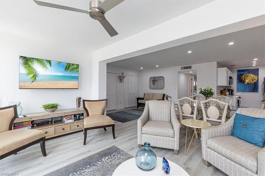 2100 Gulf Shore Blvd #111, Naples, FL 34102 photo