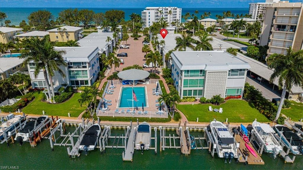 2100 Gulf Shore Blvd #111, Naples, FL 34102 photo